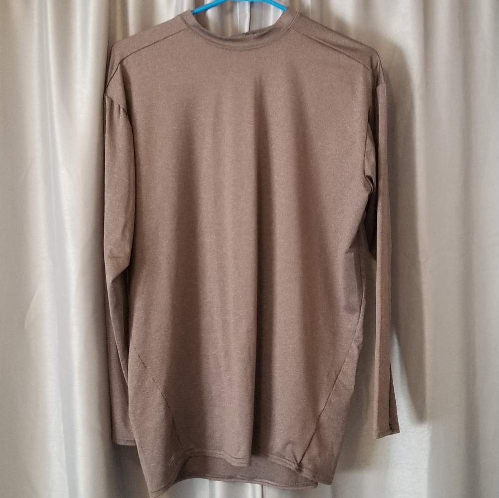 Starter Dristar longsleeve shirt.